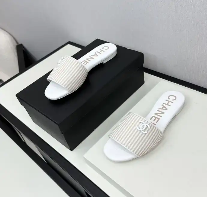 hype Chanel Slippers