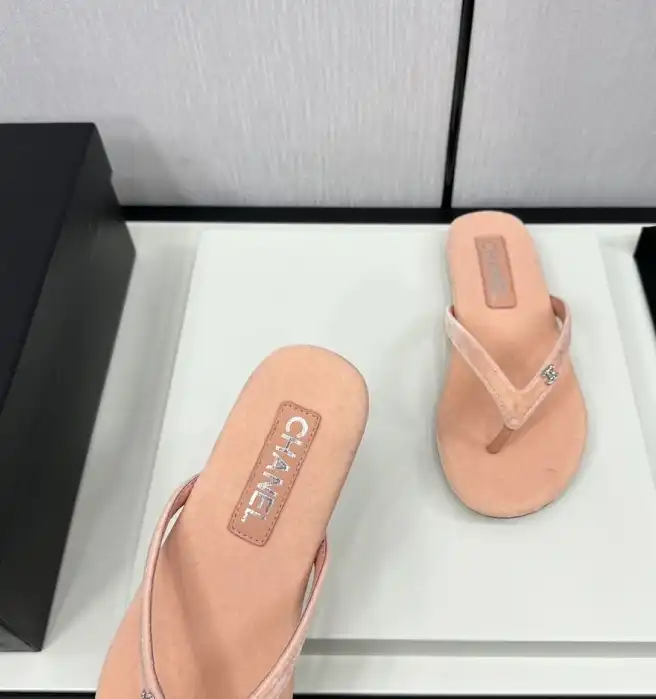 hype Chanel Slippers