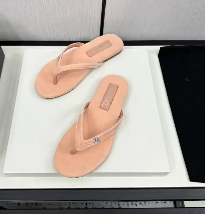 hype Chanel Slippers