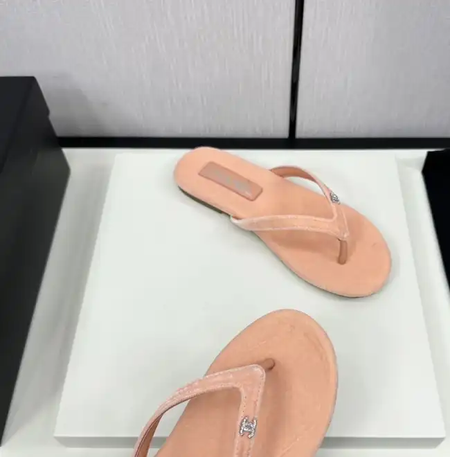 hype Chanel Slippers