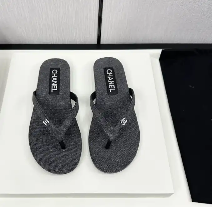 hype Chanel Slippers