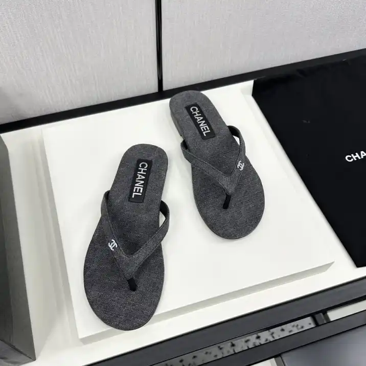 hype Chanel Slippers