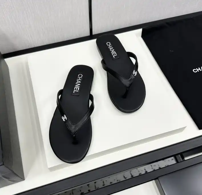 hype Chanel Slippers