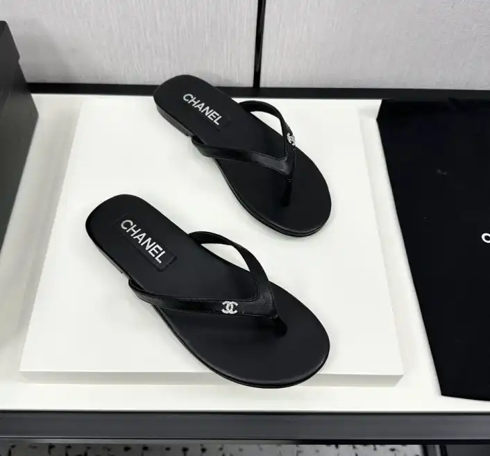 hype Chanel Slippers