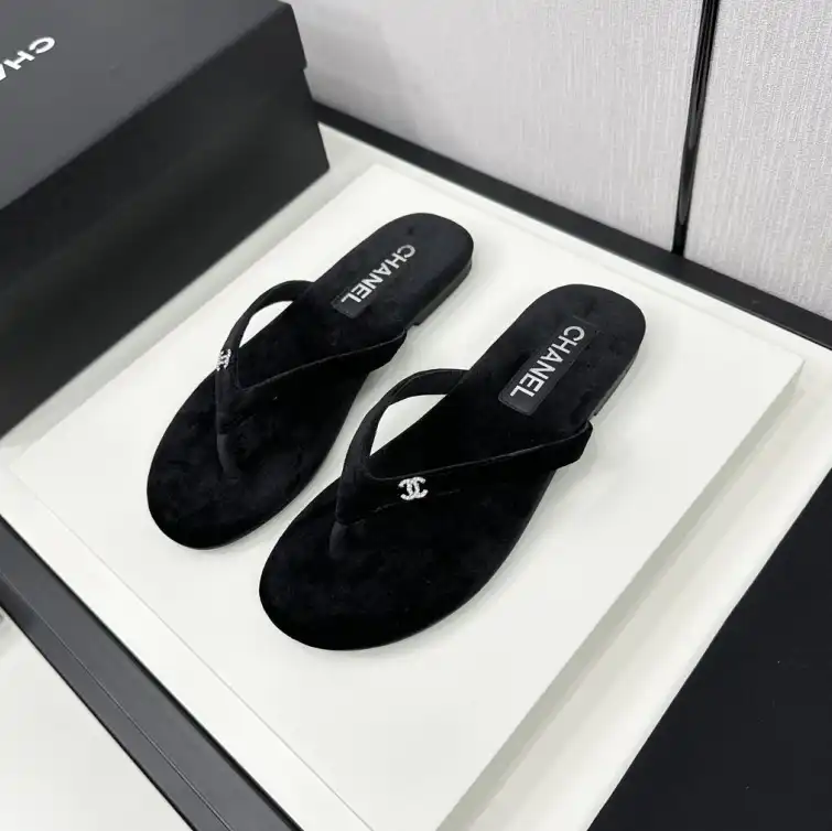 hype Chanel Slippers