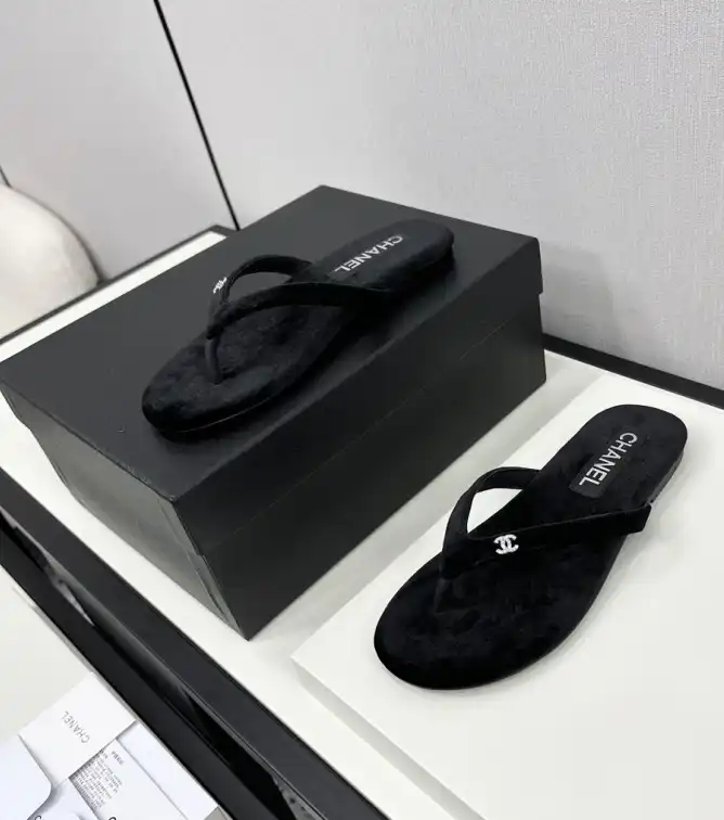 hype Chanel Slippers