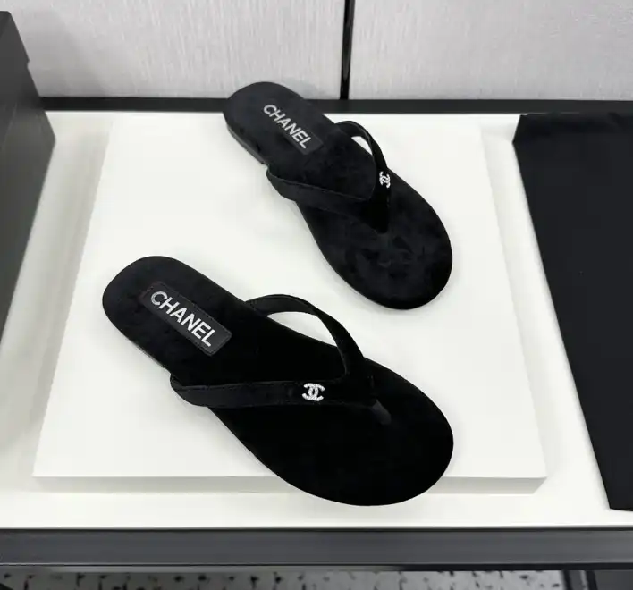 hype Chanel Slippers