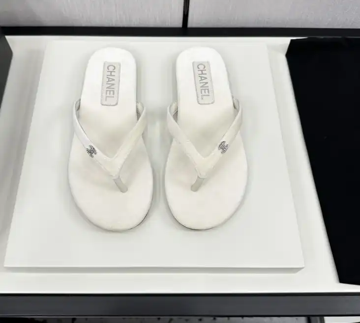 hype Chanel Slippers