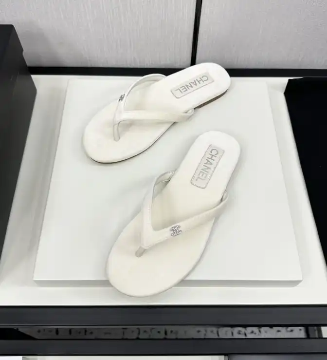 hype Chanel Slippers