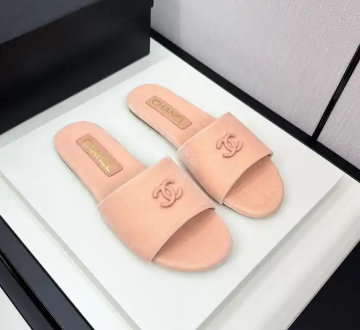 hype Chanel Slippers