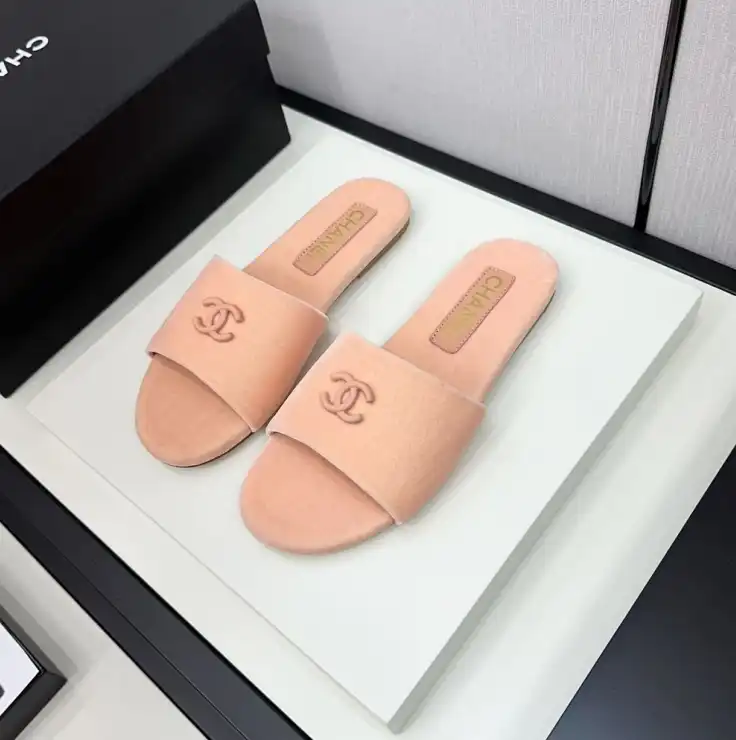 hype Chanel Slippers