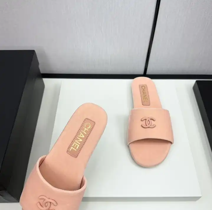 hype Chanel Slippers