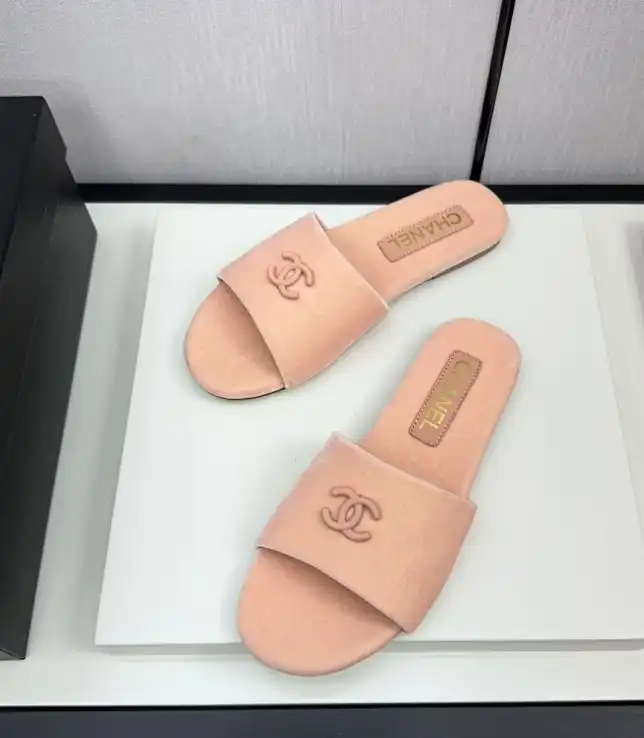 hype Chanel Slippers