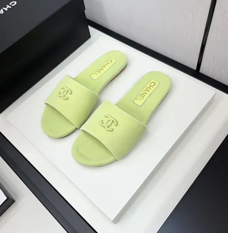 hype Chanel Slippers