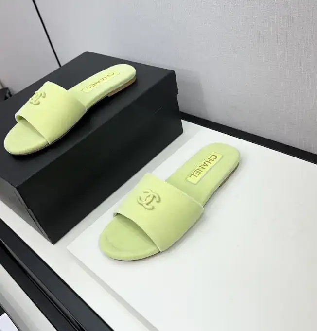 hype Chanel Slippers