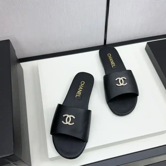 hype Chanel Slippers