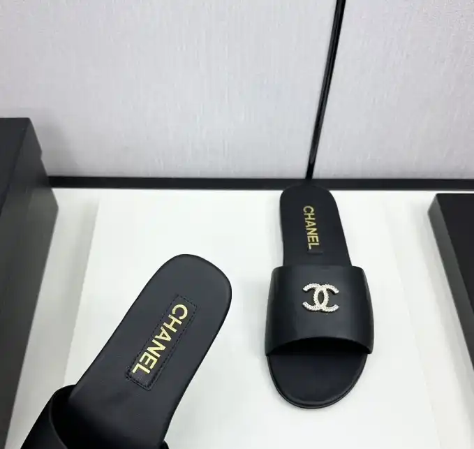 hype Chanel Slippers