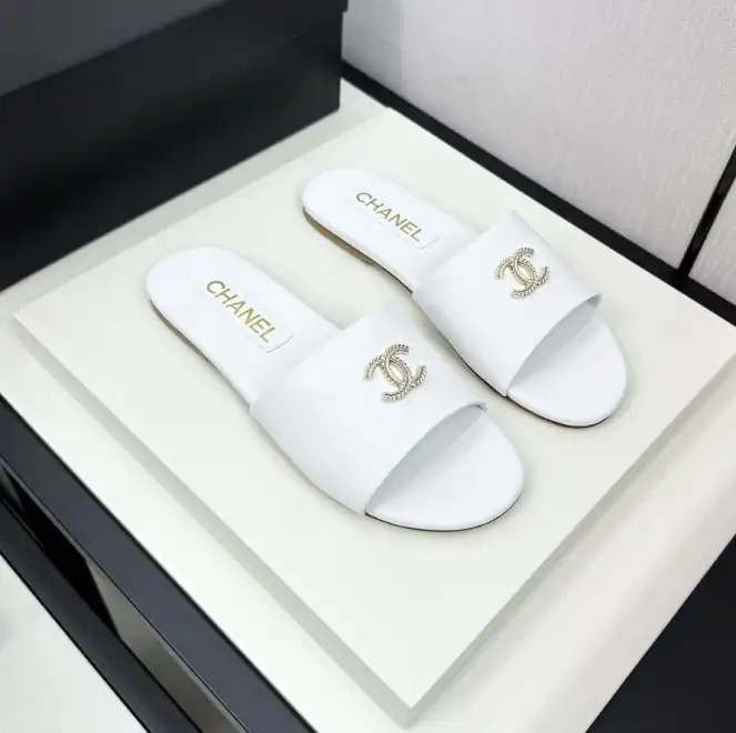 hype Chanel Slippers