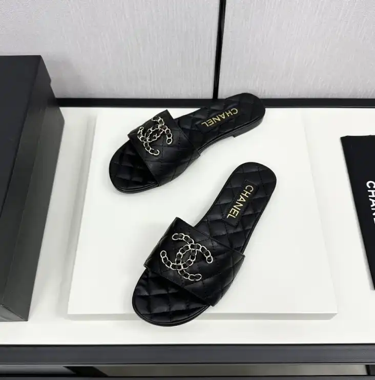 hype Chanel Slippers