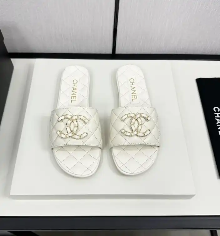 hype Chanel Slippers