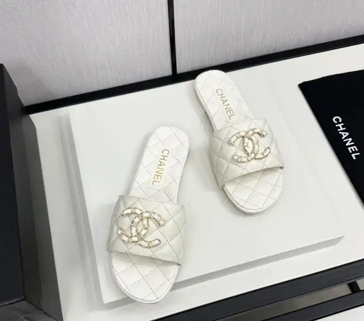 hype Chanel Slippers