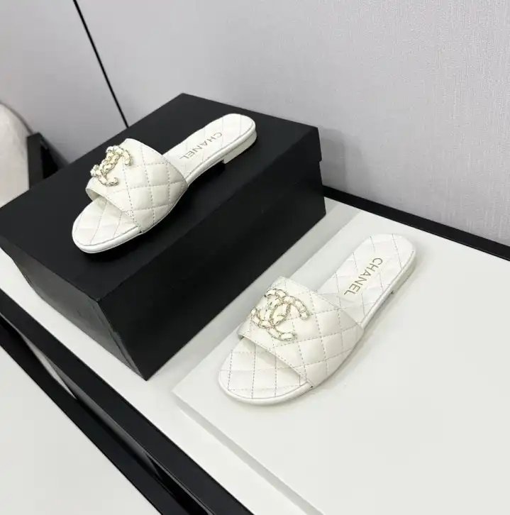 hype Chanel Slippers