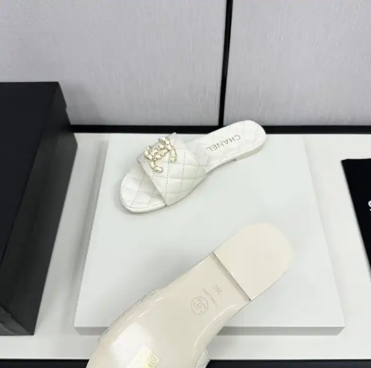 hype Chanel Slippers