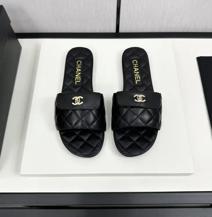 hype Chanel Slippers