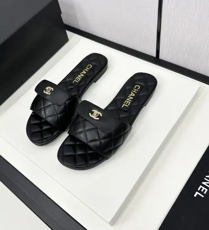 hype Chanel Slippers