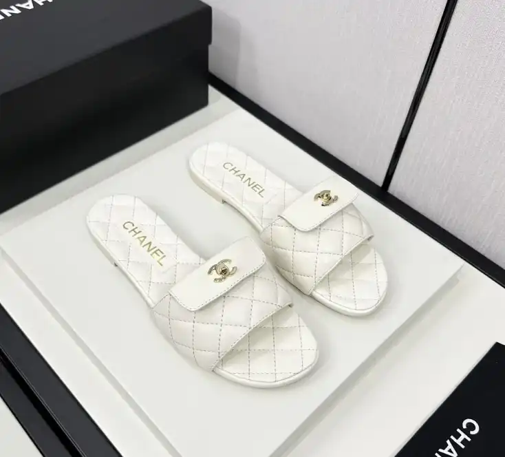 hype Chanel Slippers