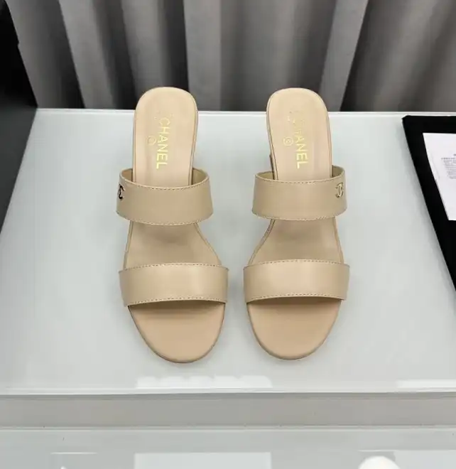 hype Chanel Slippers