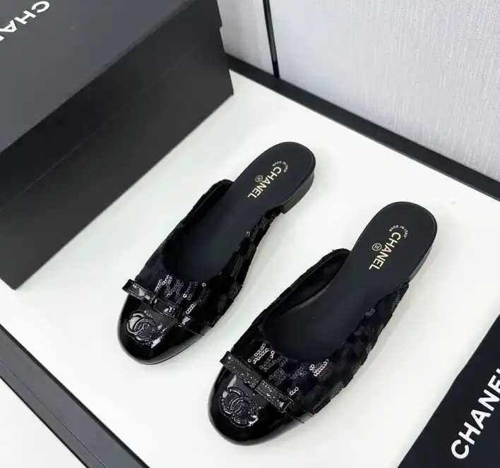 hype Chanel Slippers