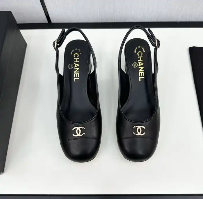 hype Chanel High Heels