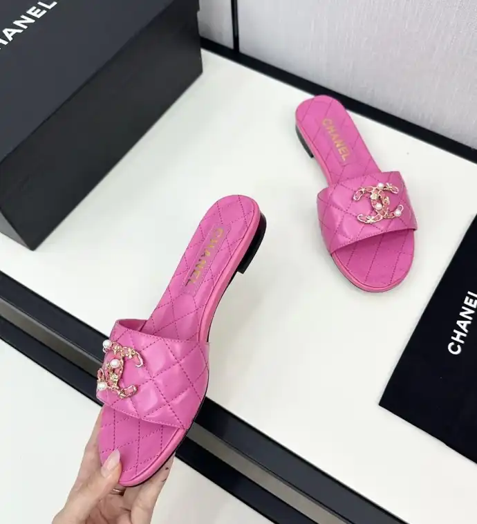 hype Chanel Slippers