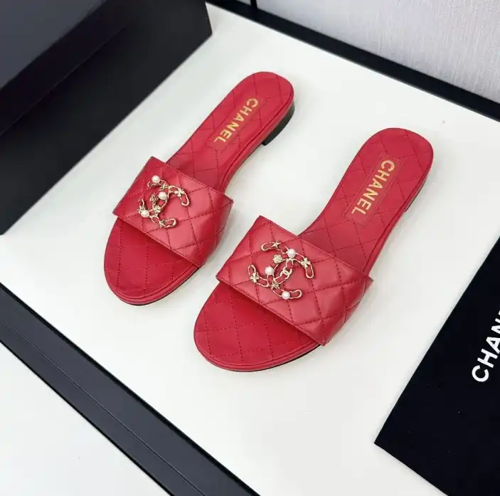 hype Chanel Slippers