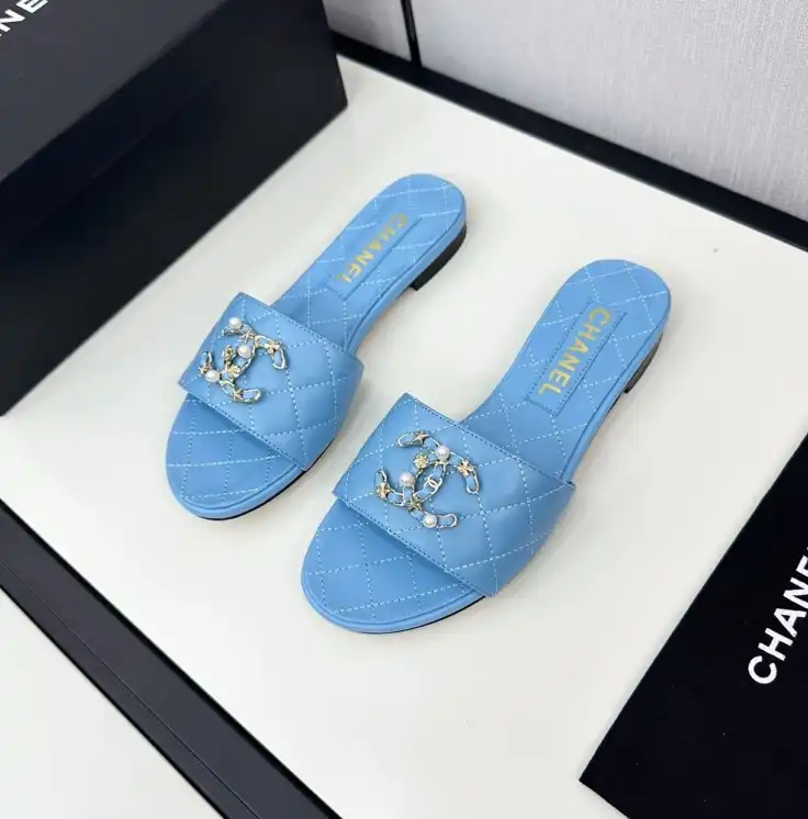 hype Chanel Slippers