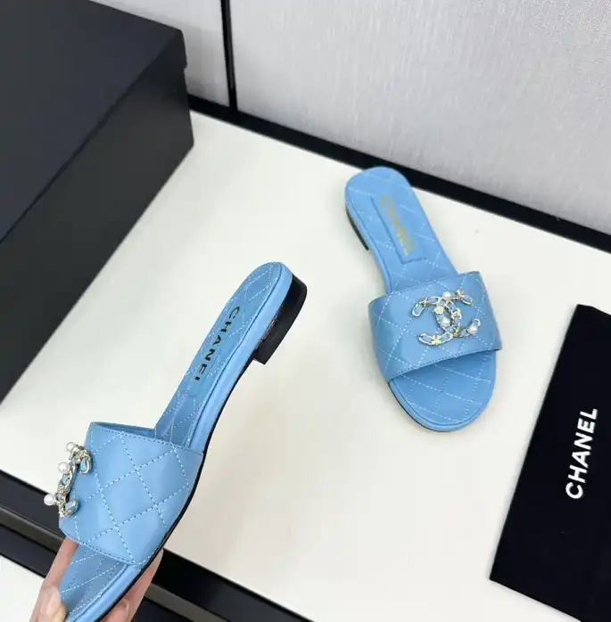 hype Chanel Slippers