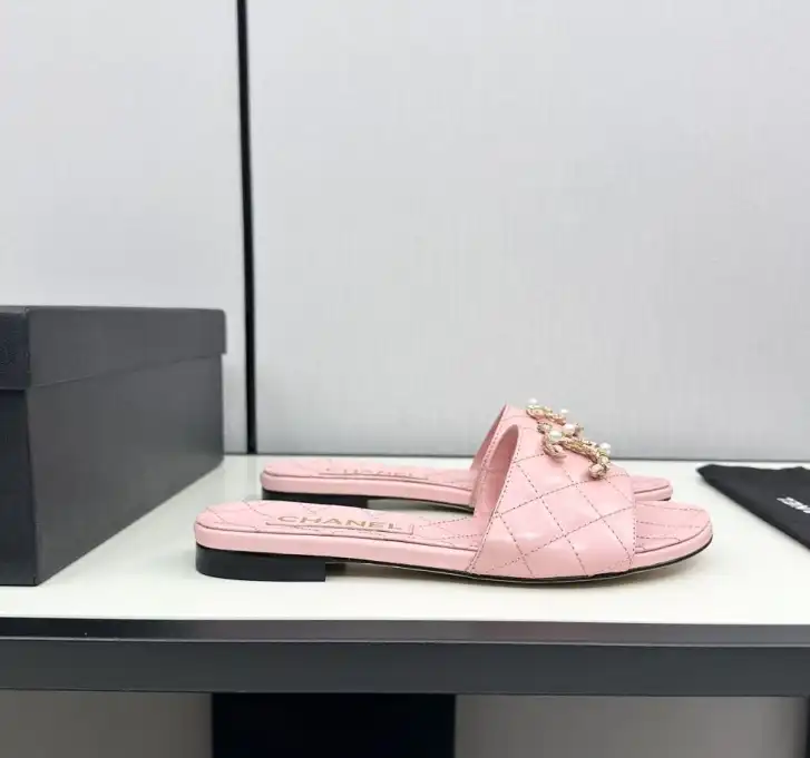 hype Chanel Slippers