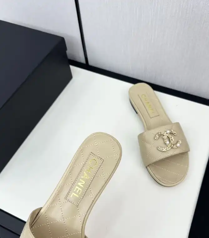 hype Chanel Slippers