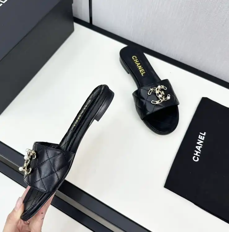 hype Chanel Slippers