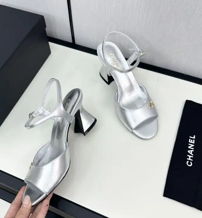 hype Chanel High Heels