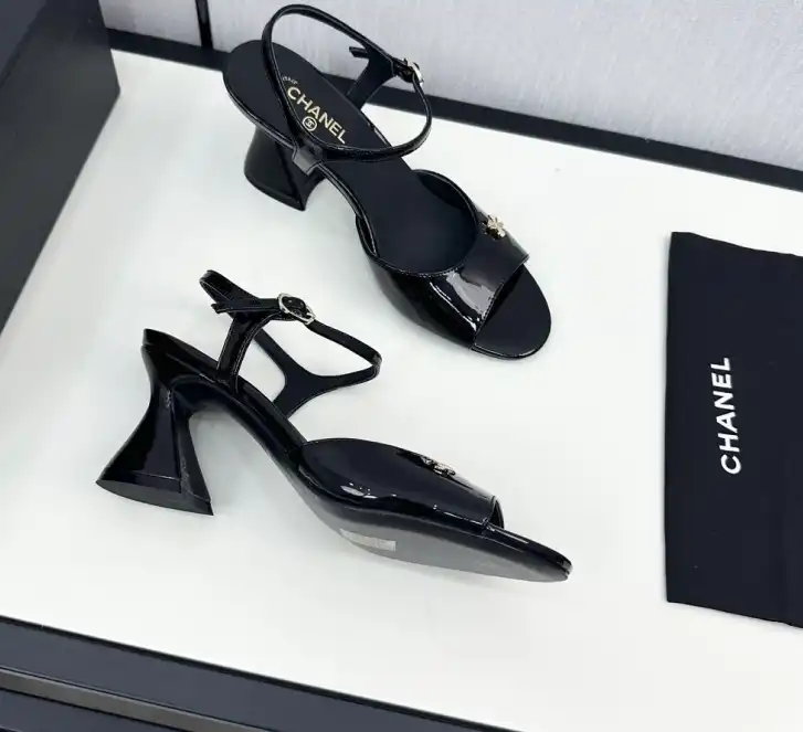 hype Chanel High Heels