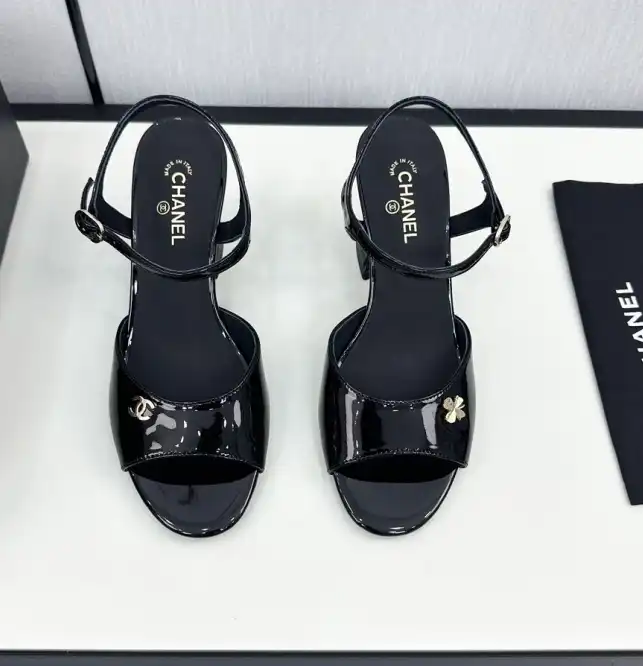 hype Chanel High Heels