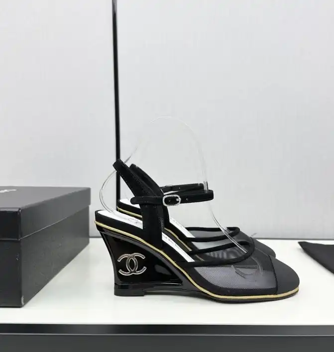 hype Chanel High Heels