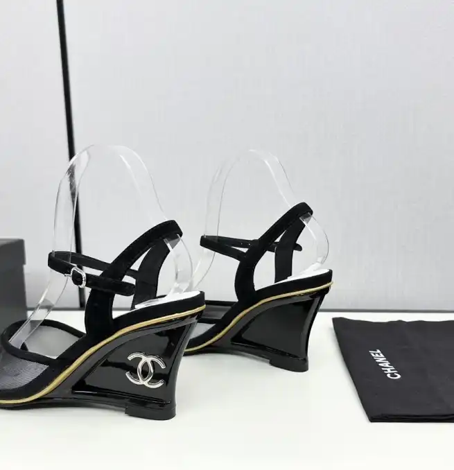 hype Chanel High Heels