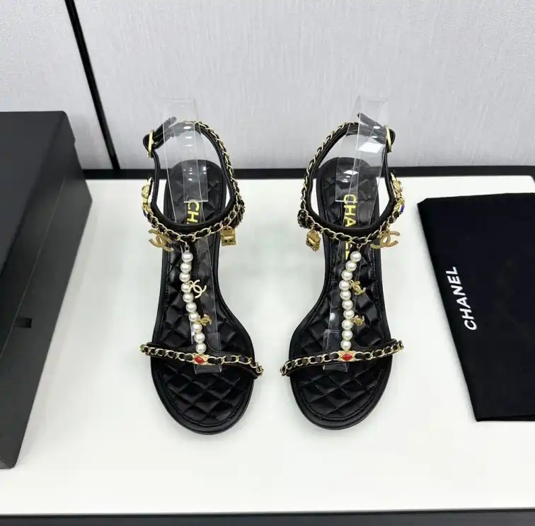 hype Chanel Slippers