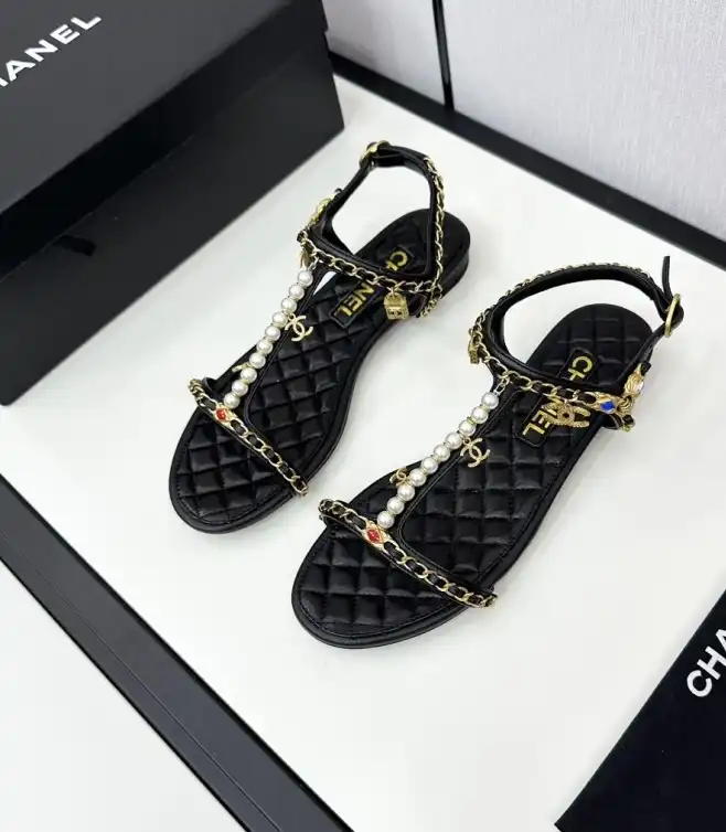 hype Chanel Slippers