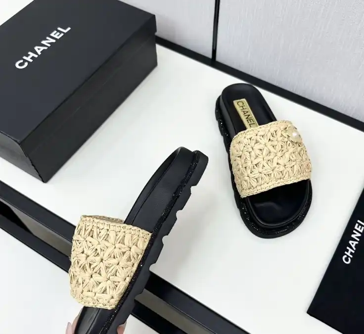 hype Chanel Slippers