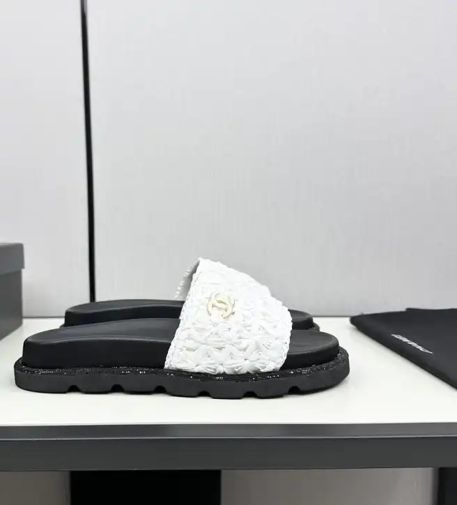 hype Chanel Slippers