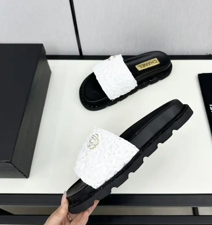 hype Chanel Slippers